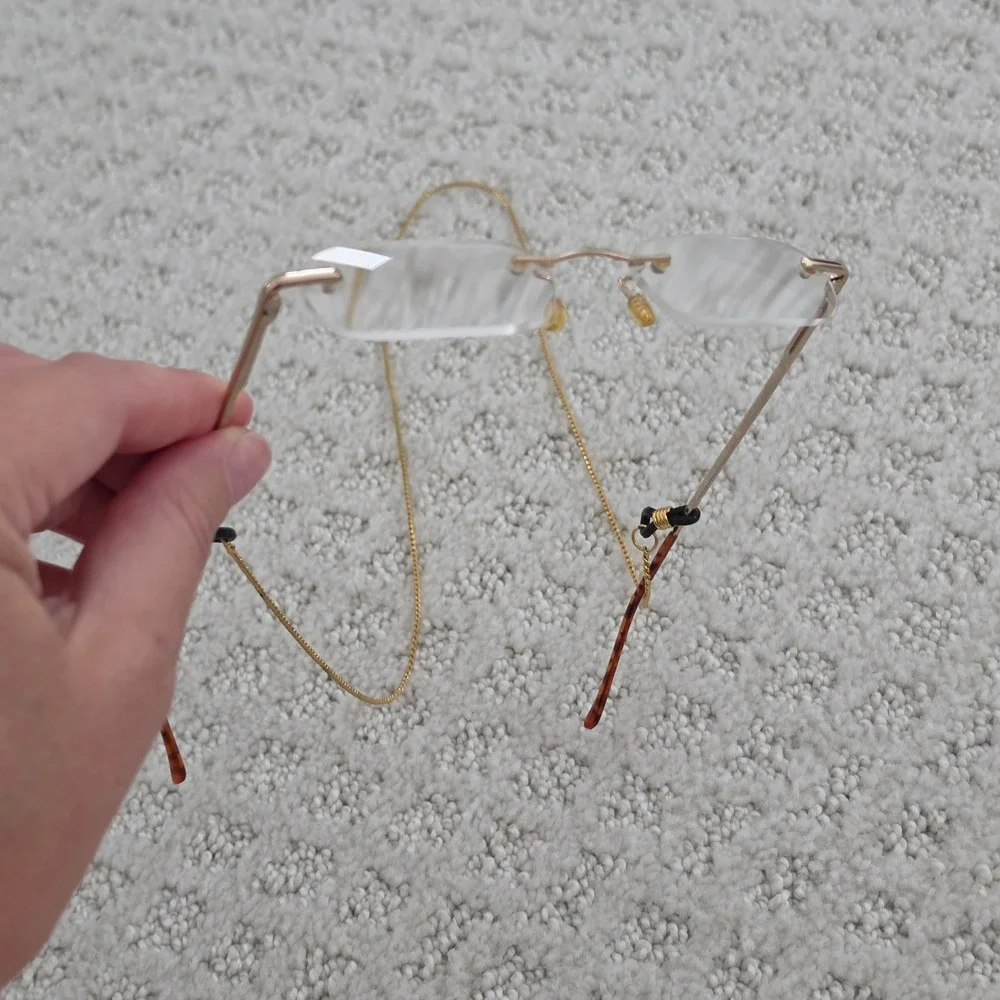 Foster Grant Micro Readers Rimless Gold Reading Glasses with Ostrich Case Chain